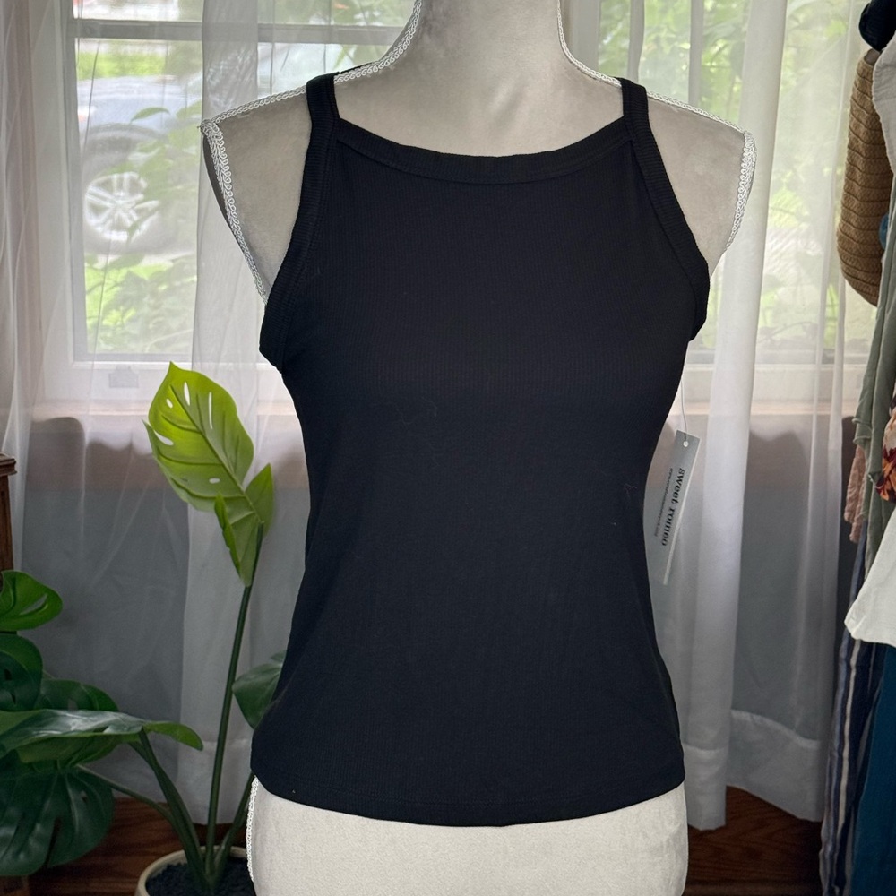 ☀️SUMMER CLEARANCE SALE☀️ Sweet Romeo Black Fitted Tank Top